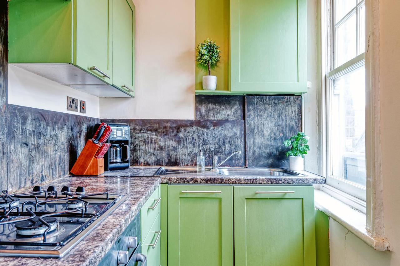 Sunny Corner Apartment In Center Of لندن المظهر الخارجي الصورة